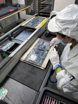 笔记本生产过程全揭秘 探访机械革命生产工厂